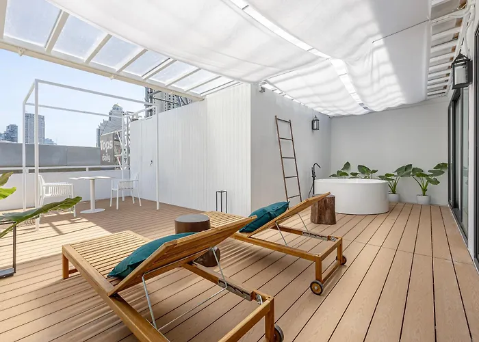 Apartment The Lair - 3mins Walk To Icon Siam Bangkok