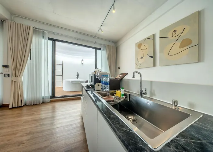 Apartment The Lair - 3mins Walk To Icon Siam